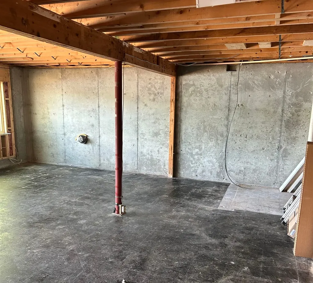 28 Island Drive Madison NH 03849