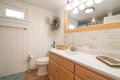 558 Hudson Street Seabrook NH 03874