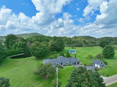 99 Ingalls Drive Irasburg VT 05845