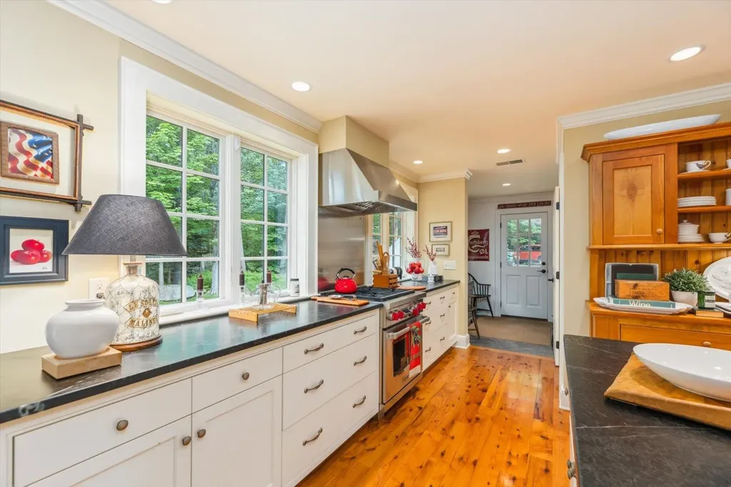 170 Sand Hill Road Peterborough NH 03458
