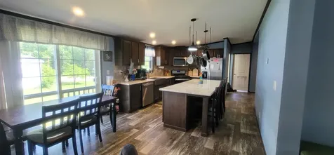 5 Mildred Avenue Raymond NH 03077