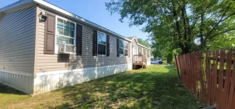 5 Mildred Avenue Raymond NH 03077