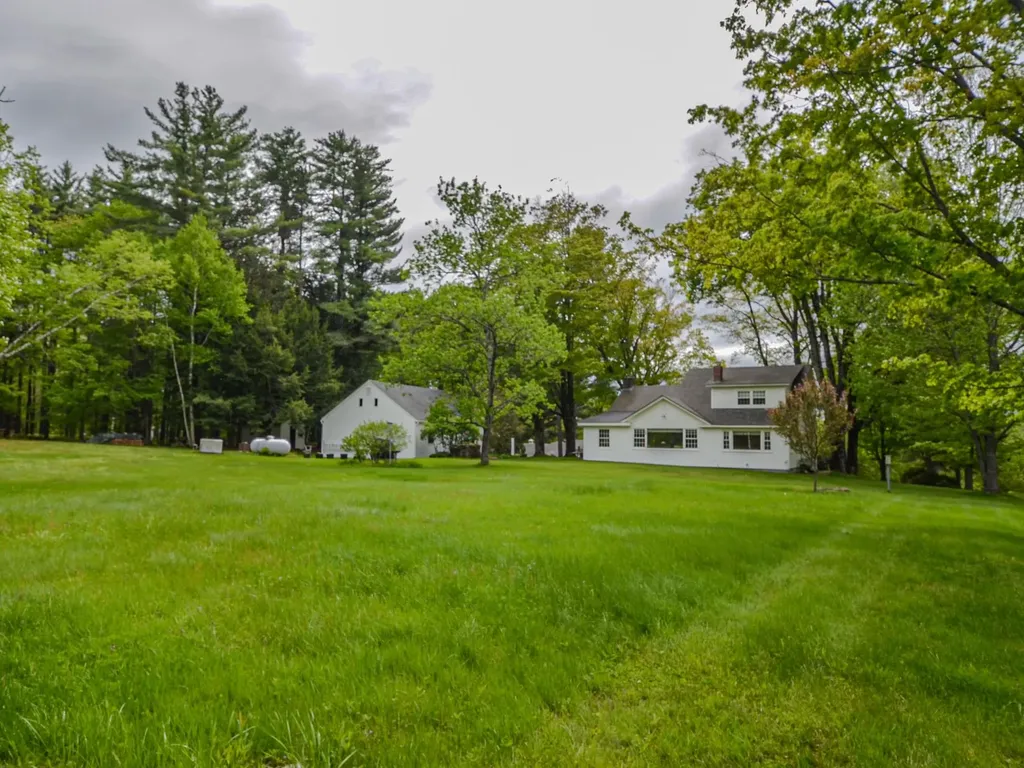 75 Blaisdell Hill Road Sutton NH 03273