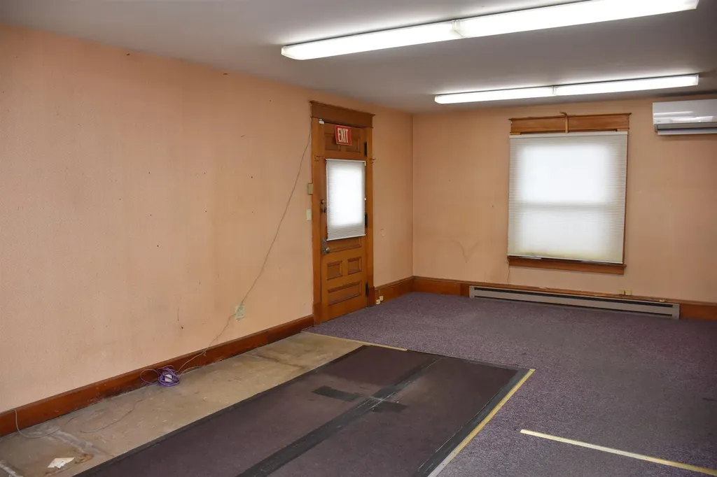 403 Us Route 302 Berlin VT 05641