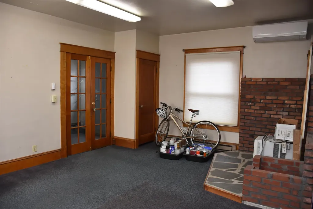 403 Us Route 302 Berlin VT 05641