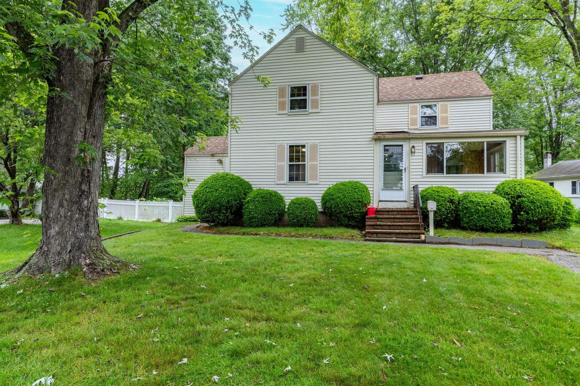 17 Spruce Street Exeter NH 03833