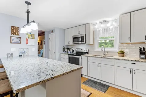 48 East Pasture Road Berwick ME 03901