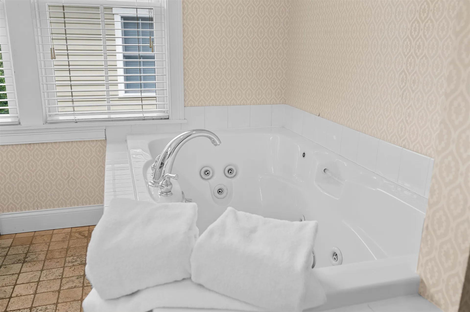 170 Depot Street Stowe VT 05672