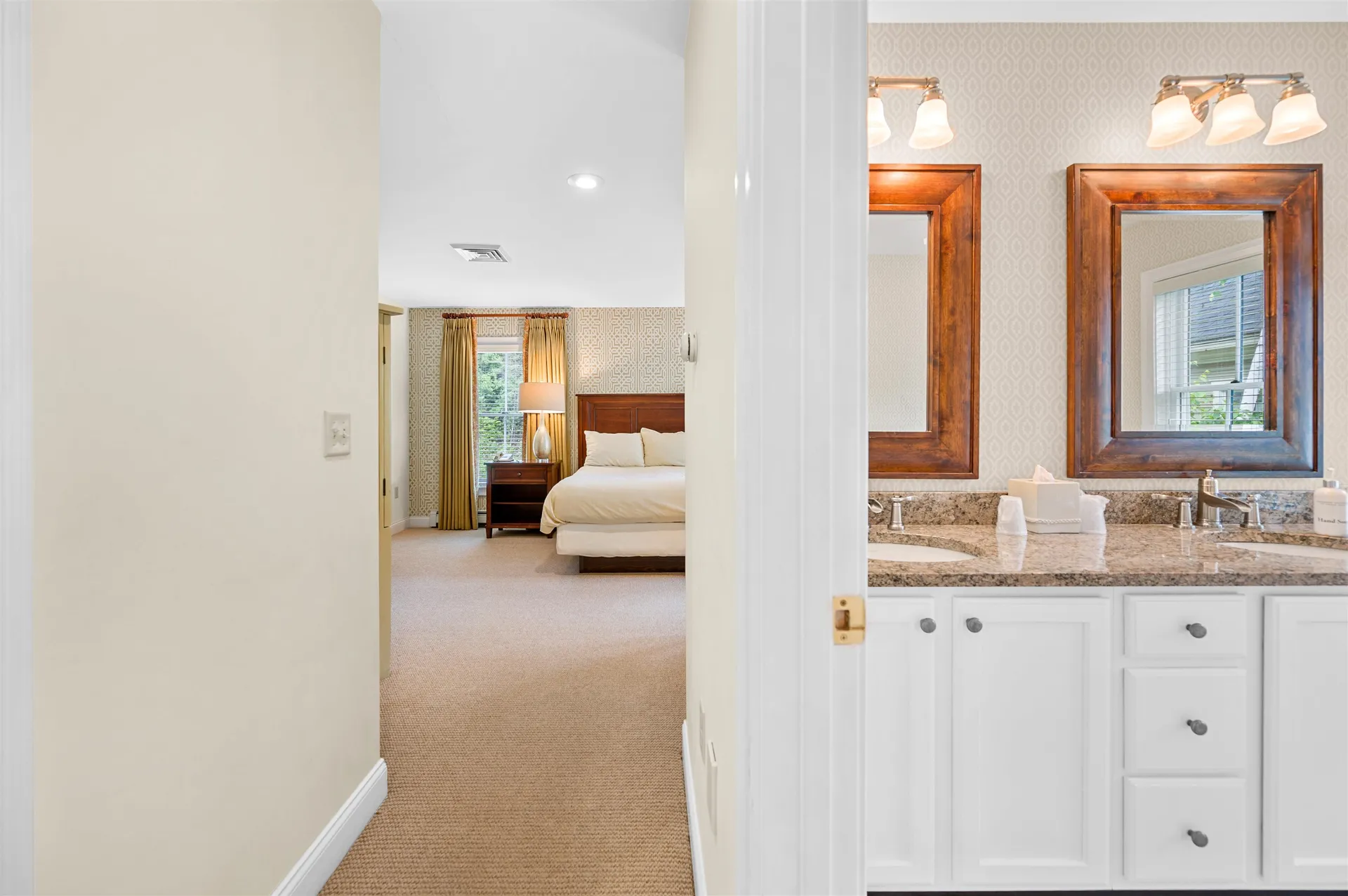 170 Depot Street Stowe VT 05672