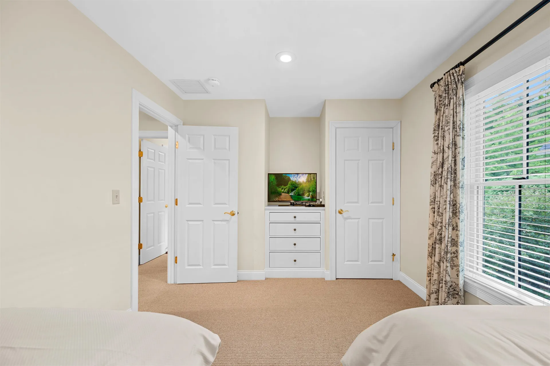 170 Depot Street Stowe VT 05672