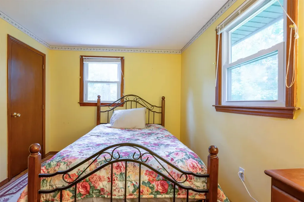 7 Fairway Drive Merrimack NH 03054