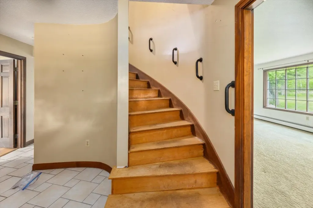 240 Middle Winchendon Road Rindge NH 03461