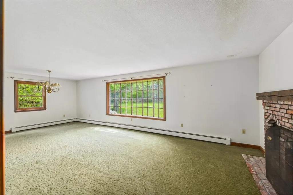 240 Middle Winchendon Road Rindge NH 03461