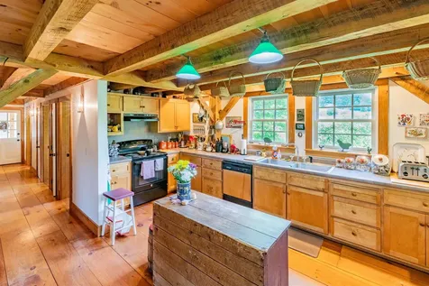 1342 Gilfillan Road Ryegate VT 05069