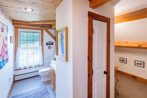 1342 Gilfillan Road Ryegate VT 05069