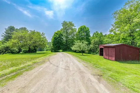 1342 Gilfillan Road Ryegate VT 05069