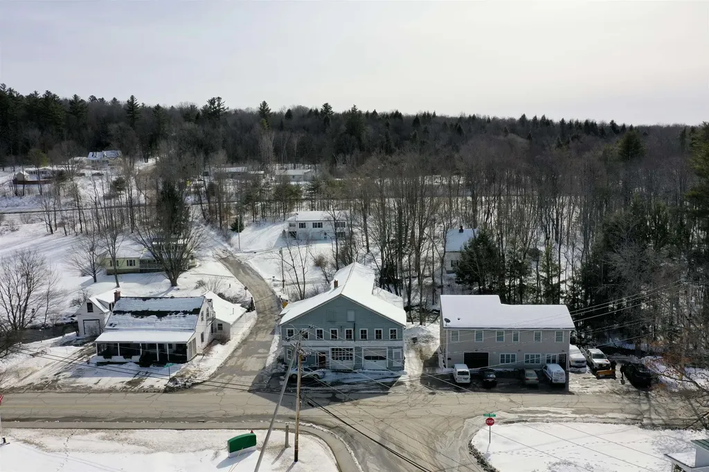 93 Lower Main Street Sunapee NH 03782