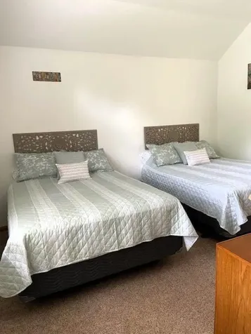 17 Cascade Drive Woodstock NH 03262