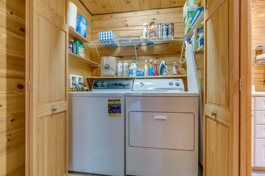 67 Cardinal Lane Smithfield ME 04978-3325