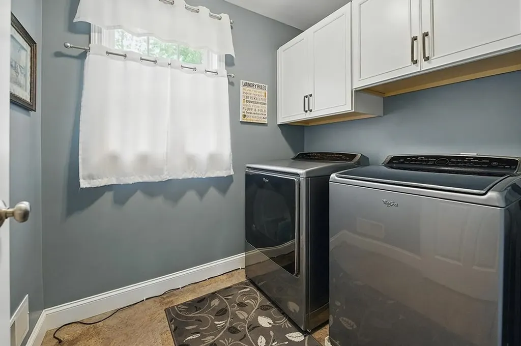 25 Pond Road Raymond NH 03077