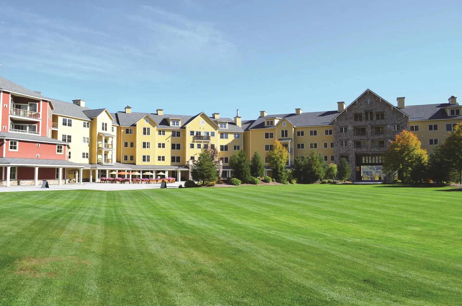 342/344 Jackson Gore Inn Ludlow VT 05149