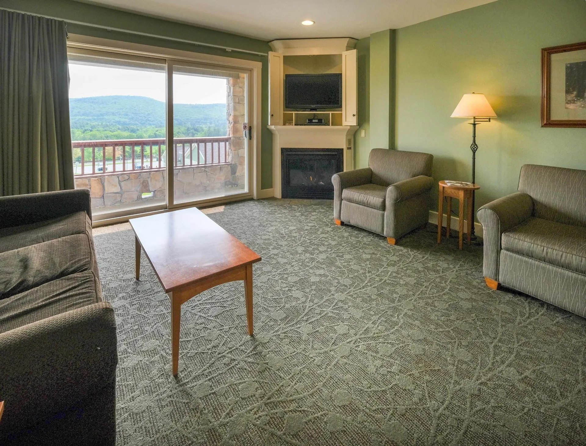 342/344 Jackson Gore Inn Ludlow VT 05149