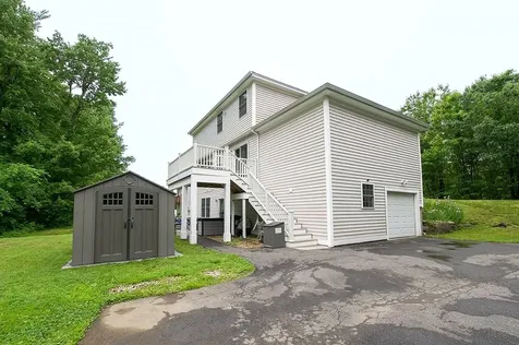25 Pond Road Raymond NH 03077
