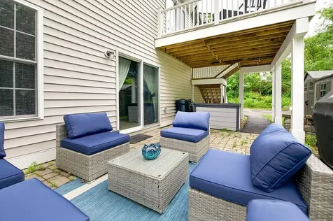 25 Pond Road Raymond NH 03077