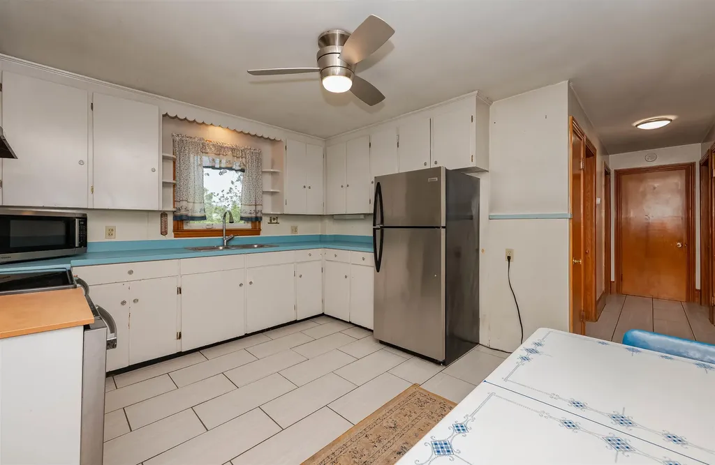 10 Eastern Avenue Rochester NH 03867
