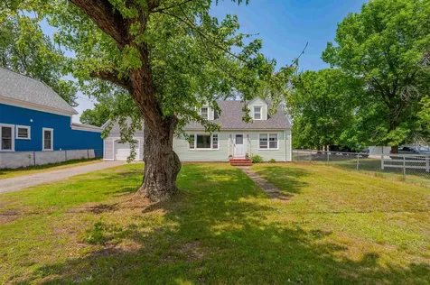10 Eastern Avenue Rochester NH 03867
