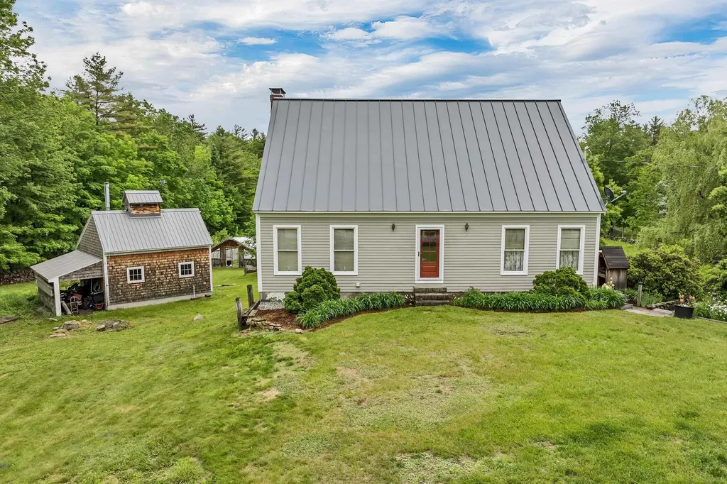 77 Mount Israel Road Sandwich NH 03227