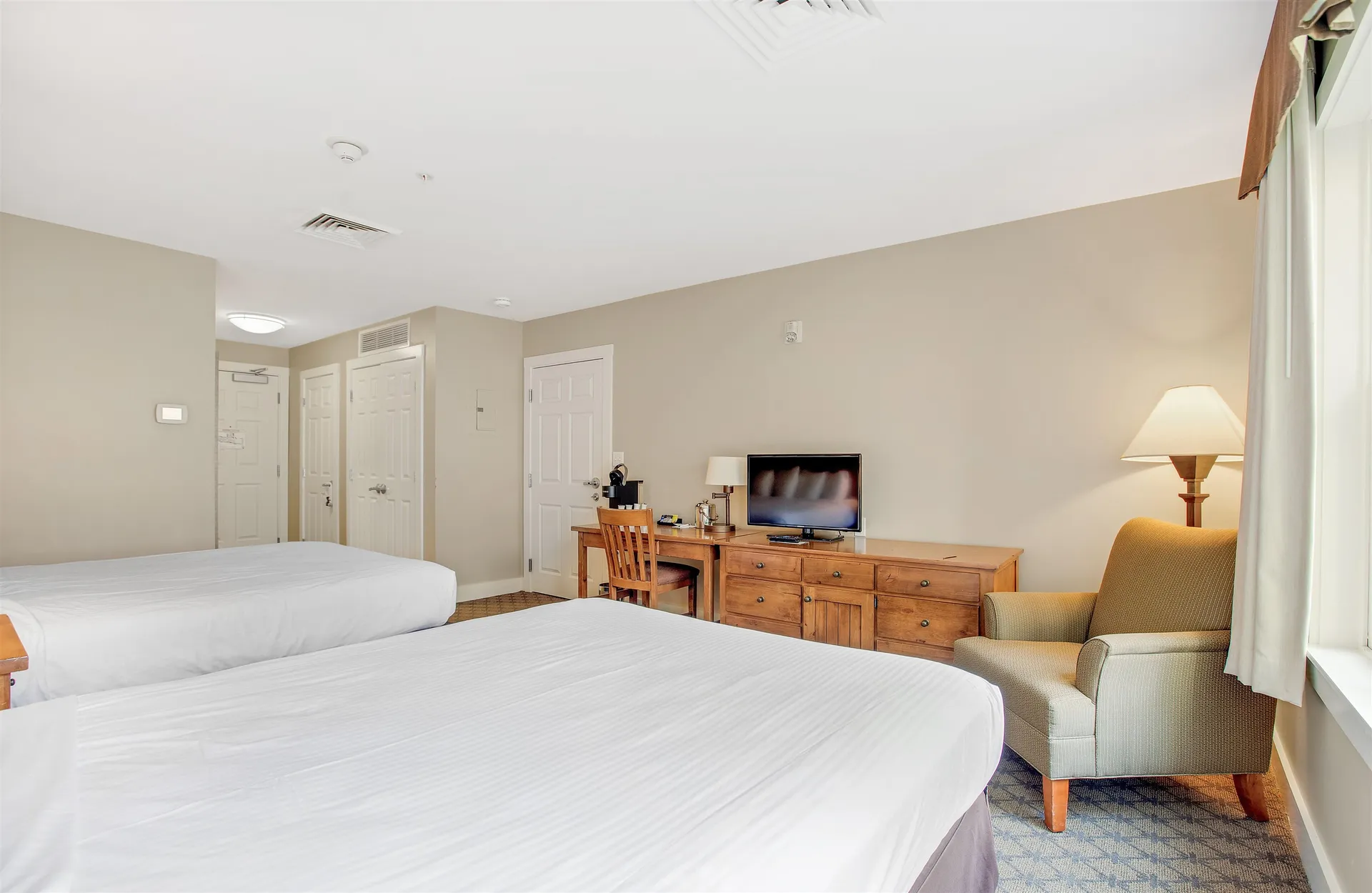 517-519 Jackson Gore Road Ludlow VT 05149