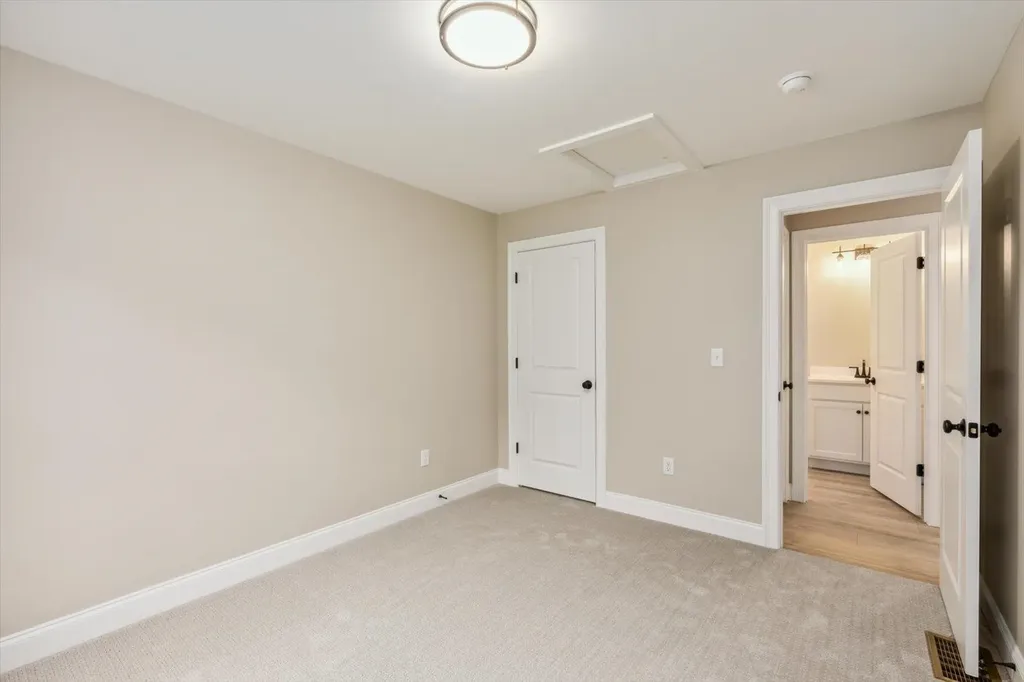 35 Willow Lane Rindge NH 03461