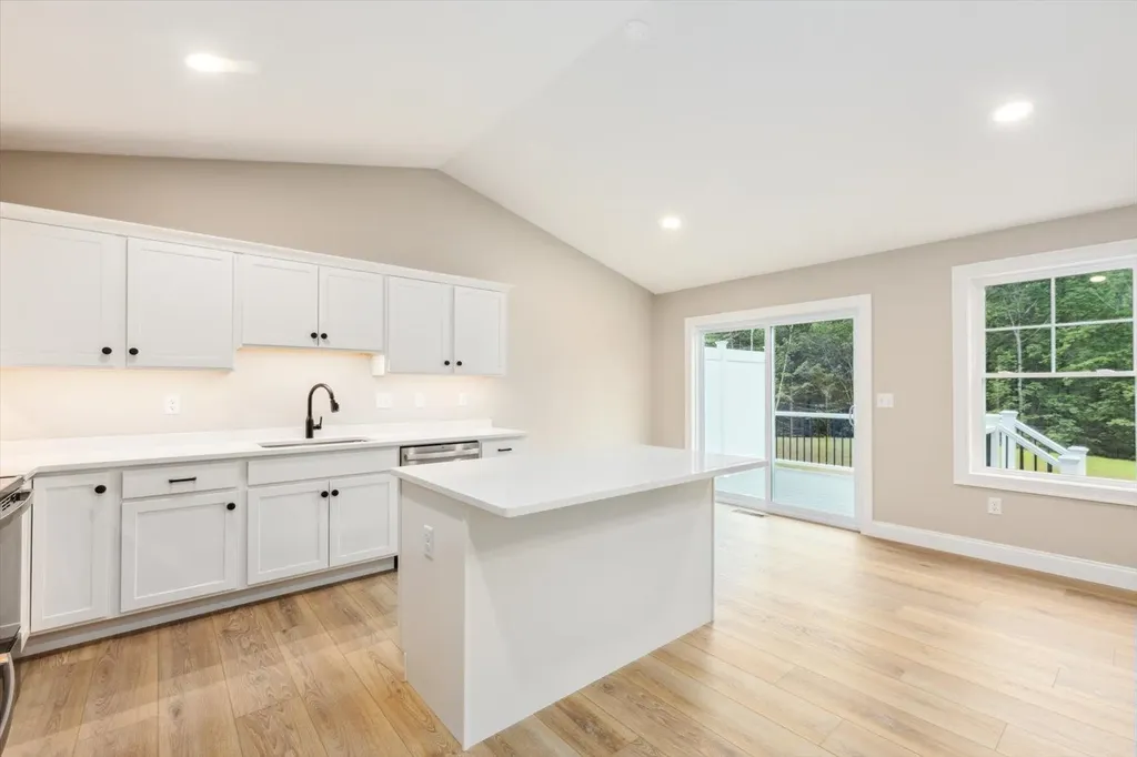 35 Willow Lane Rindge NH 03461