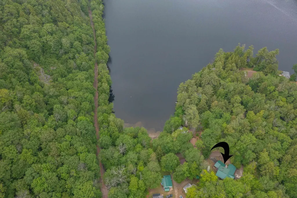 84 Anchorage Road New Hampton NH 03256