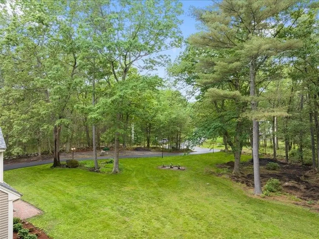 71 Marblehead Road Windham NH 03087