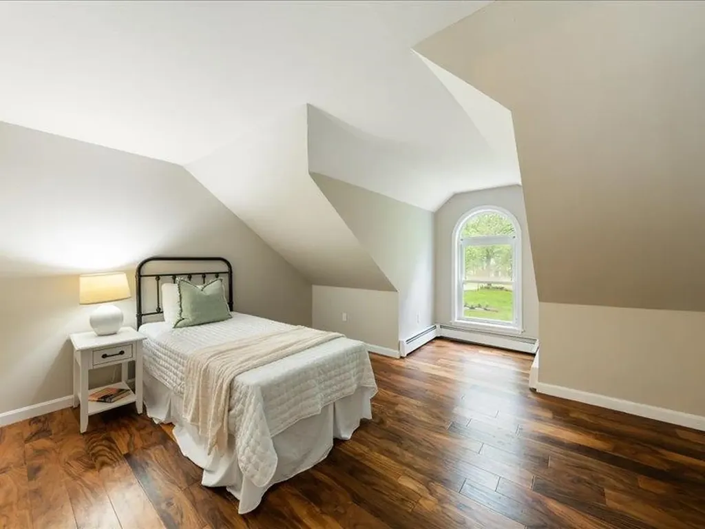 71 Marblehead Road Windham NH 03087