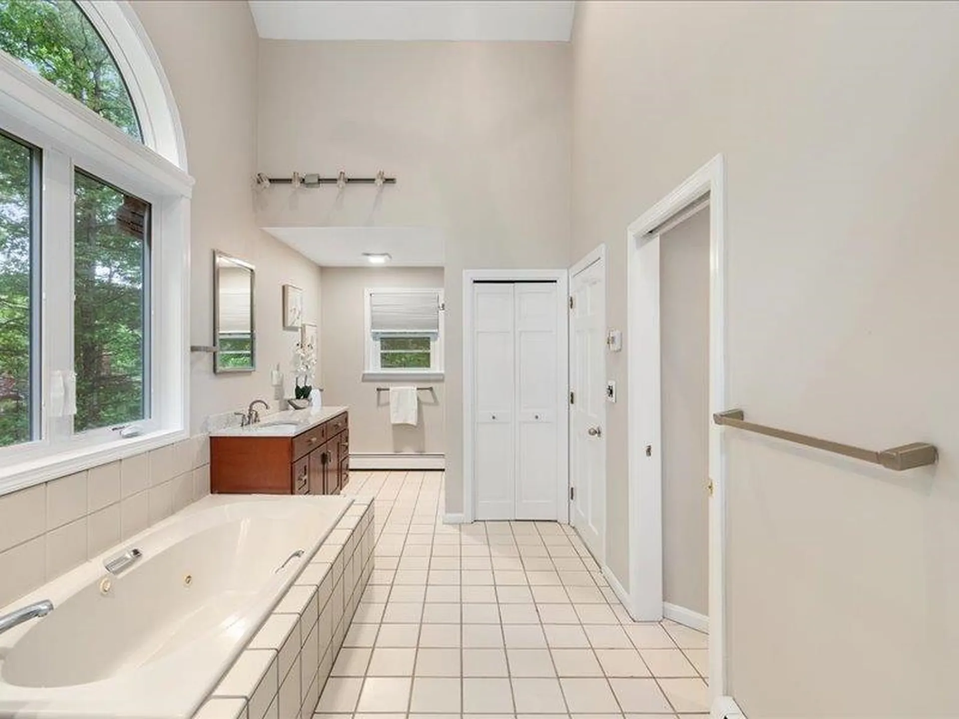 71 Marblehead Road Windham NH 03087