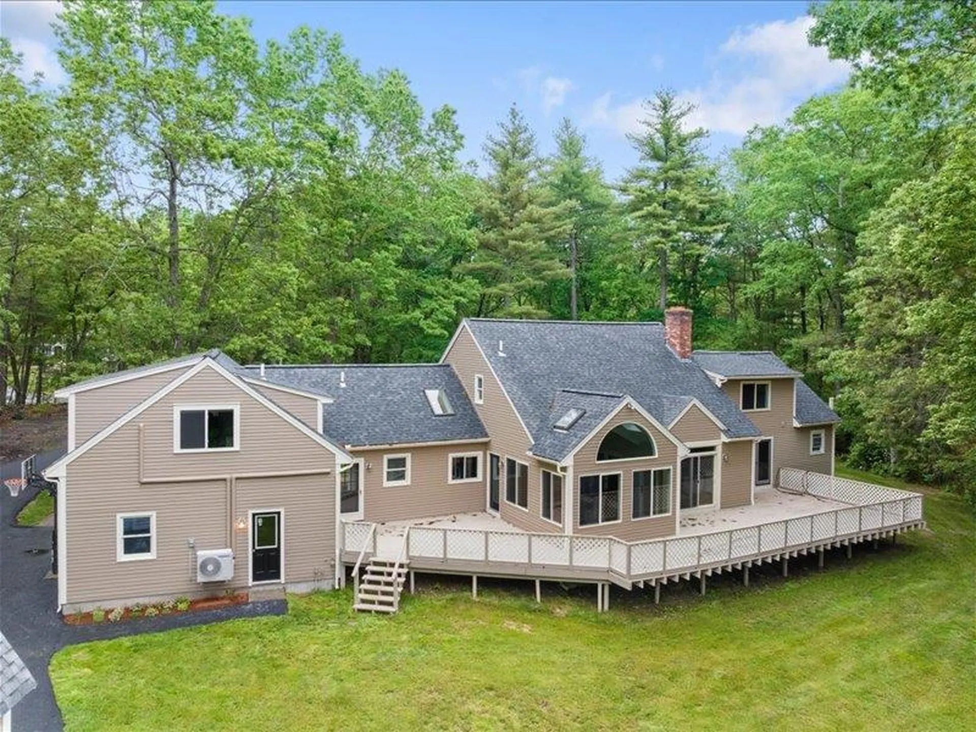 71 Marblehead Road Windham NH 03087