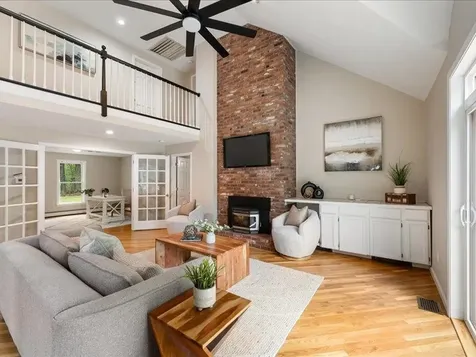 71 Marblehead Road Windham NH 03087