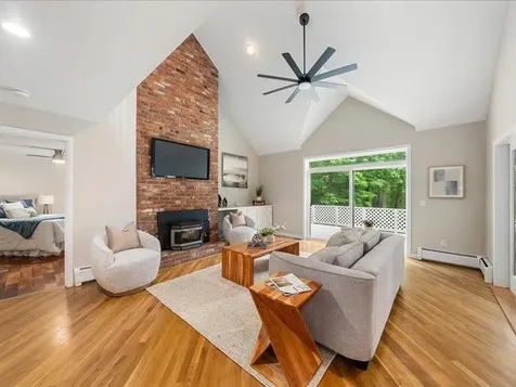 71 Marblehead Road Windham NH 03087