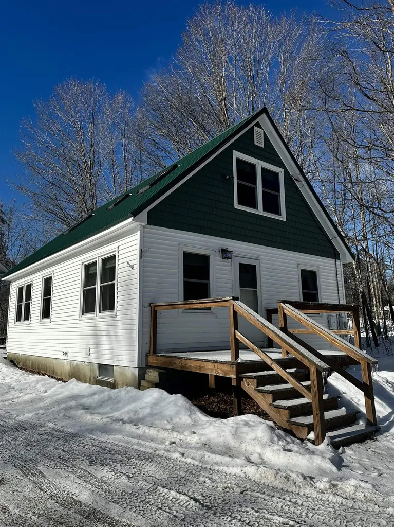 65 Conway Road Madison NH 03849