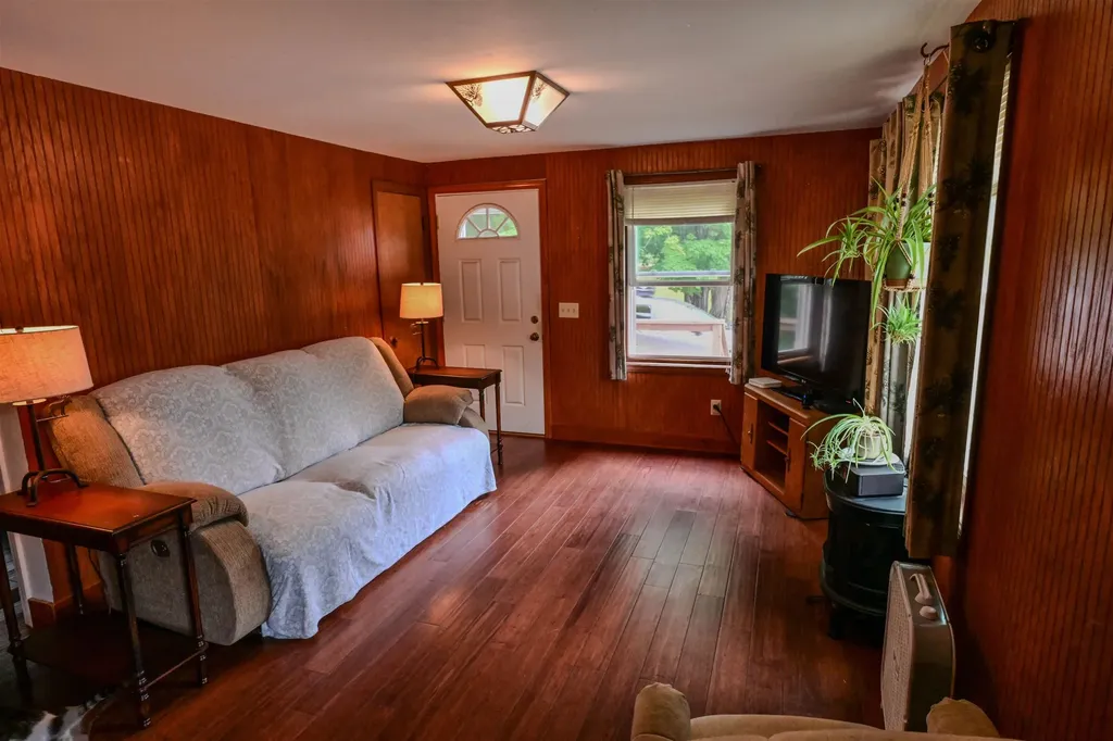 65 Conway Road Madison NH 03849