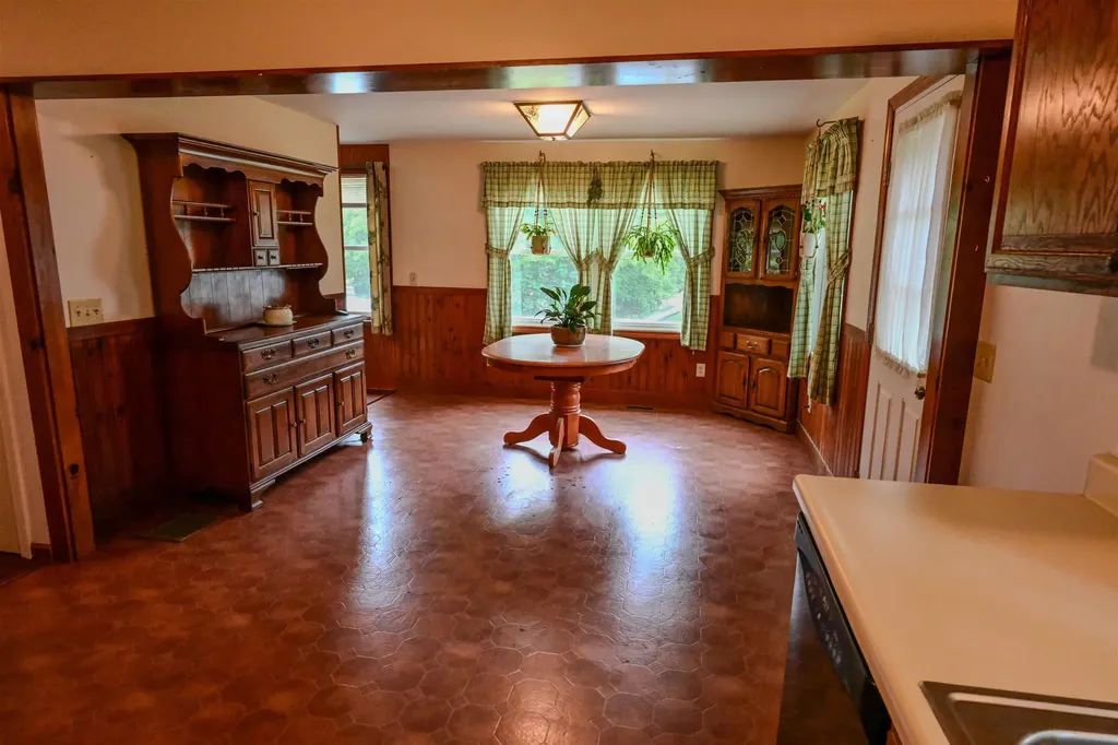 65 Conway Road Madison NH 03849