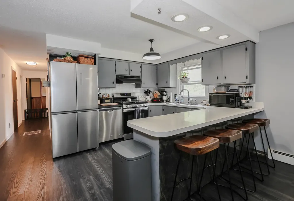 165 Concord Stage Road Dunbarton NH 03046