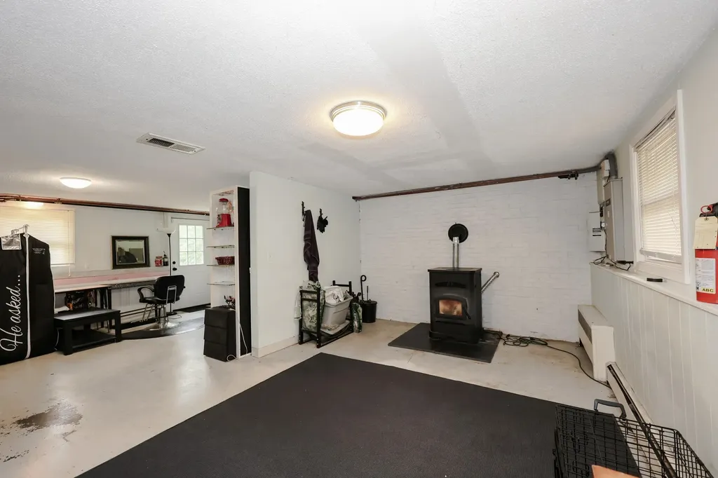 165 Concord Stage Road Dunbarton NH 03046