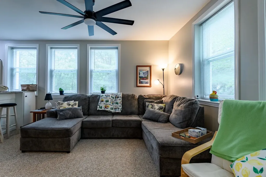 45 Kancamagus Highway Woodstock NH 03262