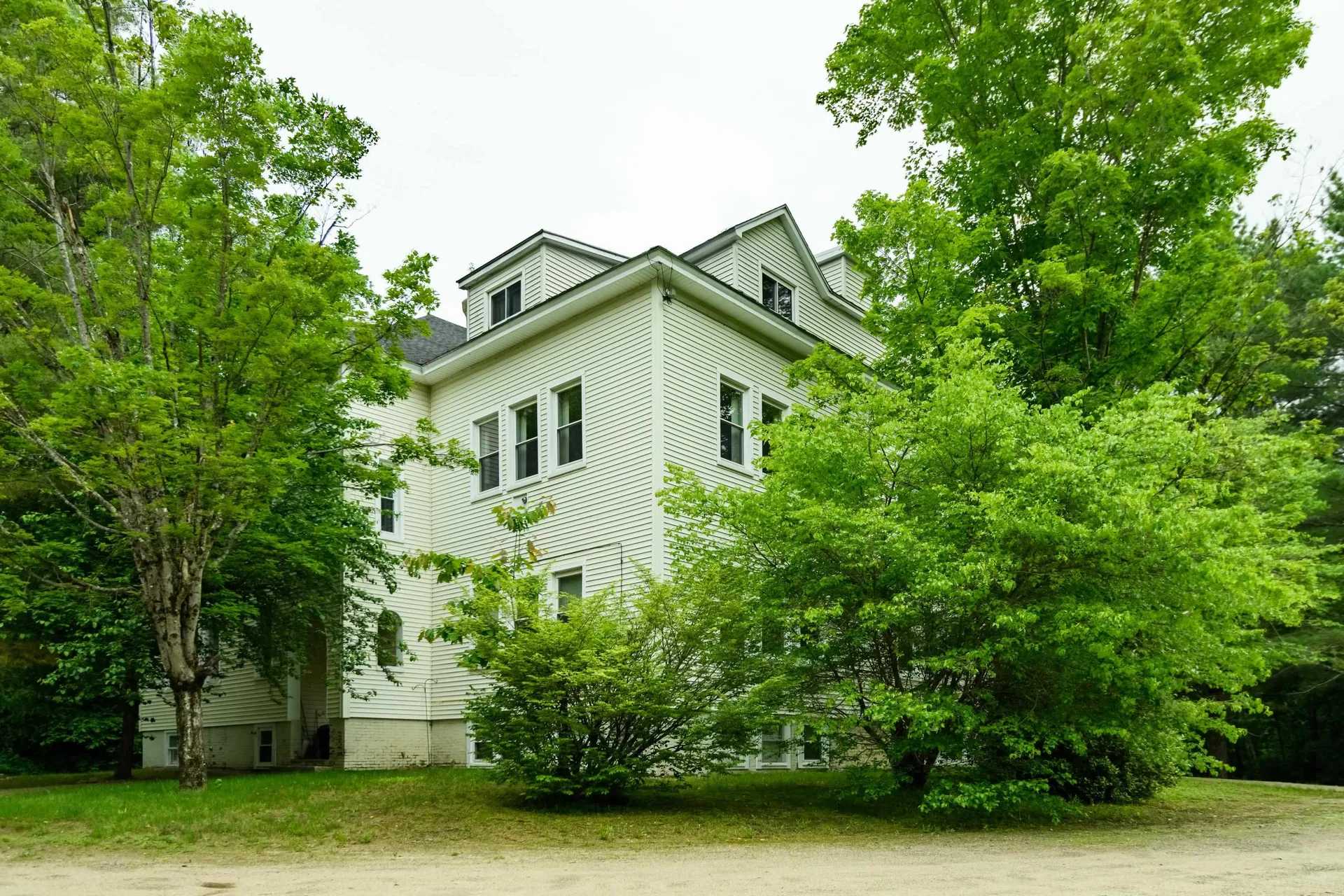 45 Kancamagus Highway Woodstock NH 03262