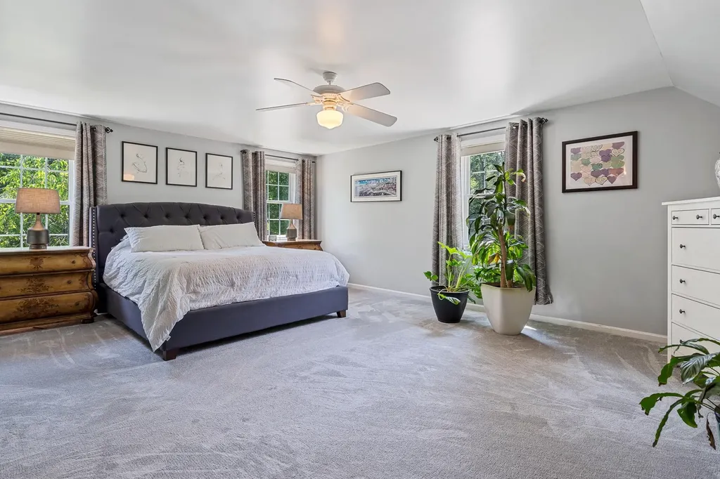 91 Seaverns Bridge Road Amherst NH 03031