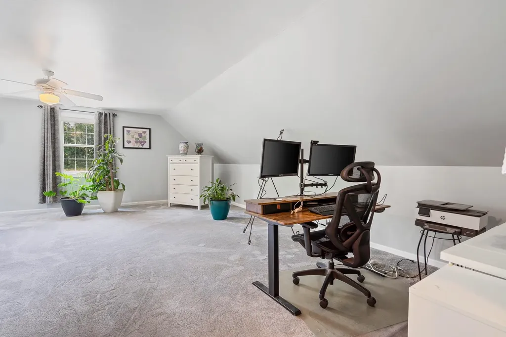 91 Seaverns Bridge Road Amherst NH 03031